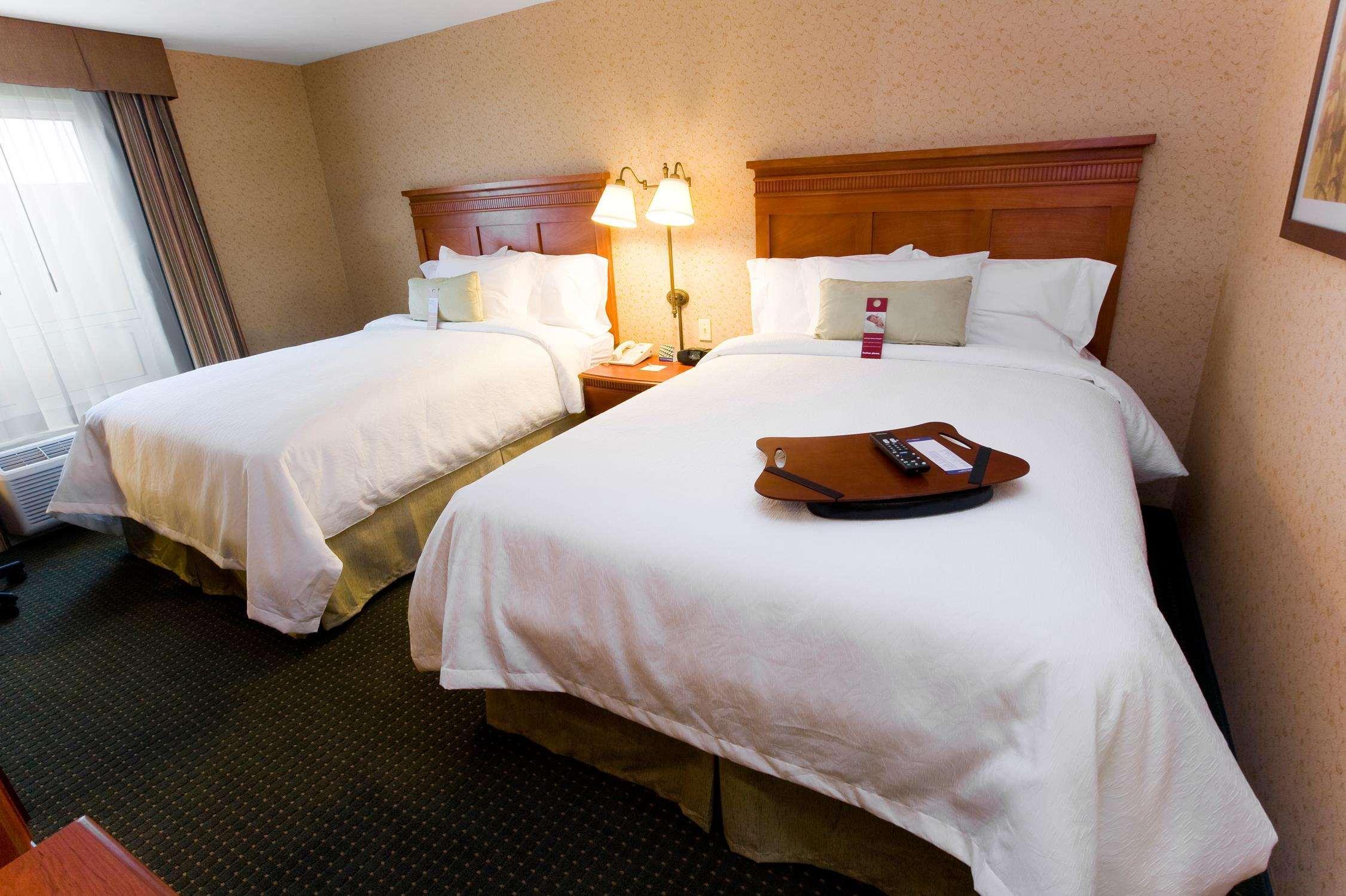 Hampton Inn By Hilton Guadalajara-Aeropuerto Las Pintas Екстериор снимка